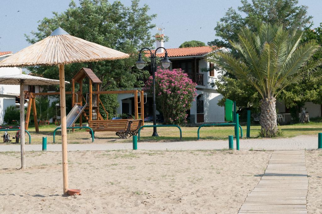 Mikiverna Houses By Miltiadis Apartment
