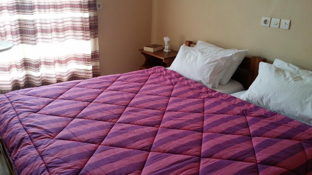 Hotel Foivos