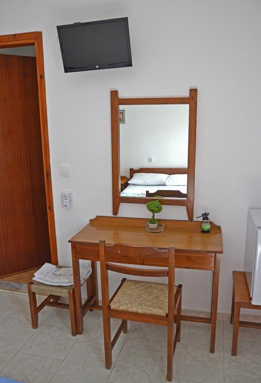 Orthi Ammos Guest house Frangocastelo
