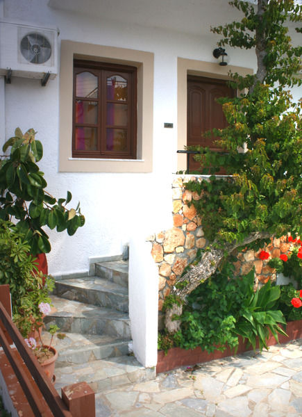 Piskopiano Studios Aparthotel