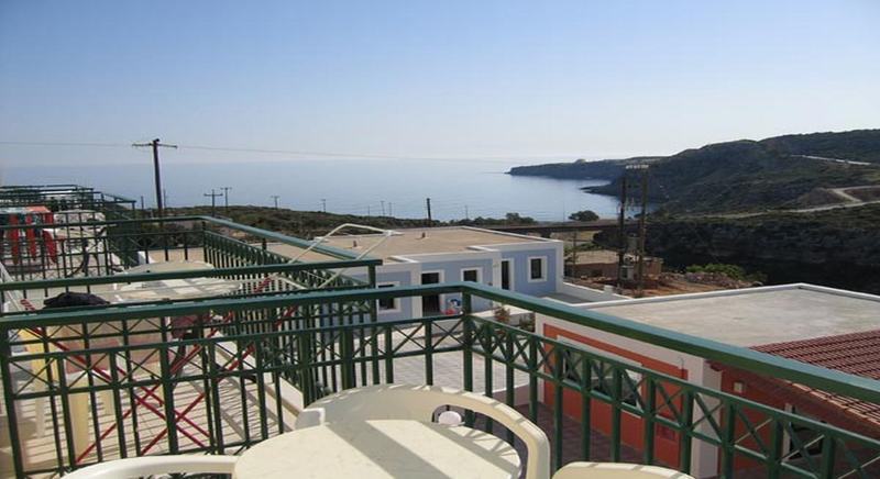 Camari Garden Aparthotel 3*