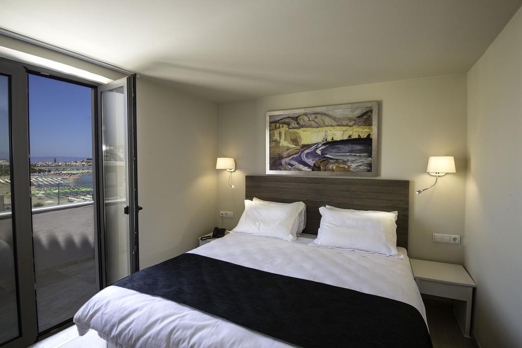 Swell Boutique Hotel 4*