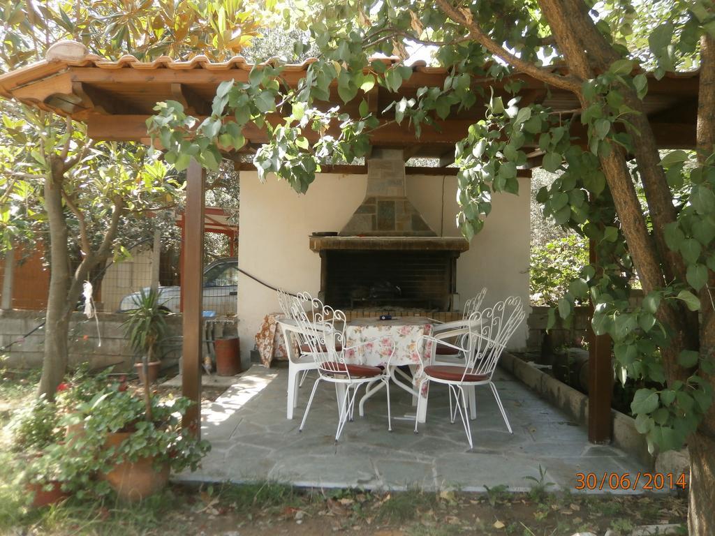 Ioannis Avrades Apartment