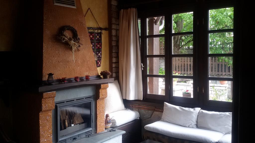 Xenonas Brizi * Elati (Trikala)