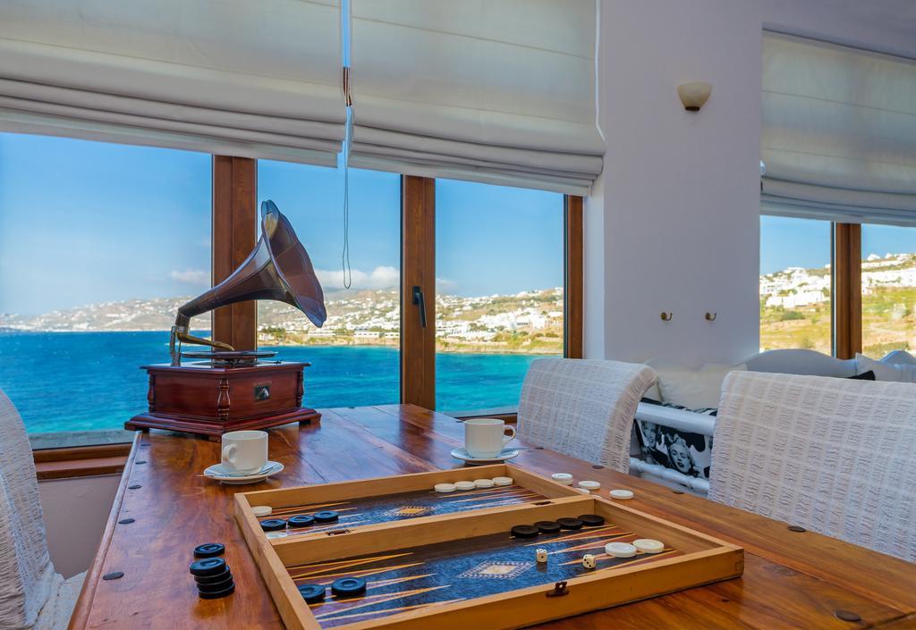Akrotiraki Hotel 2*