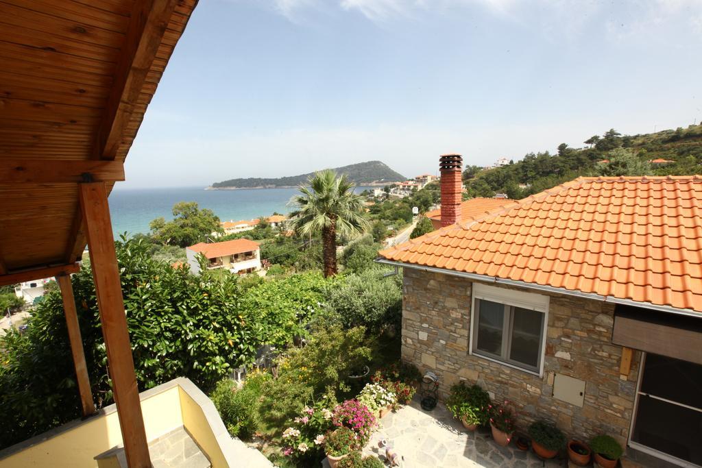 Apartment Haus Sofis Koinira