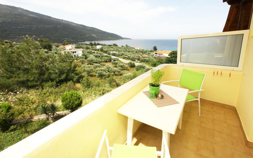 Apartment Haus Sofis Koinira