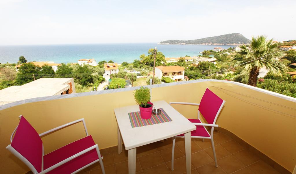 Apartment Haus Sofis Koinira