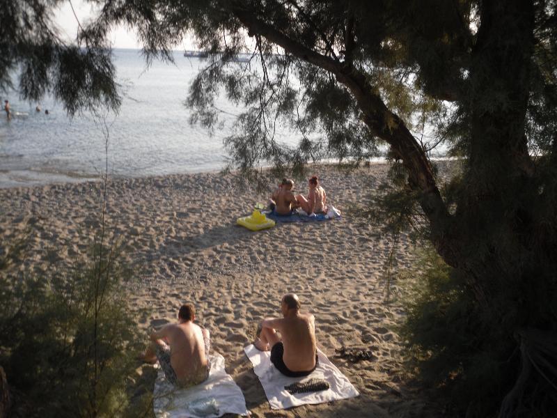 Brazzera 3* Finikas (Syros)