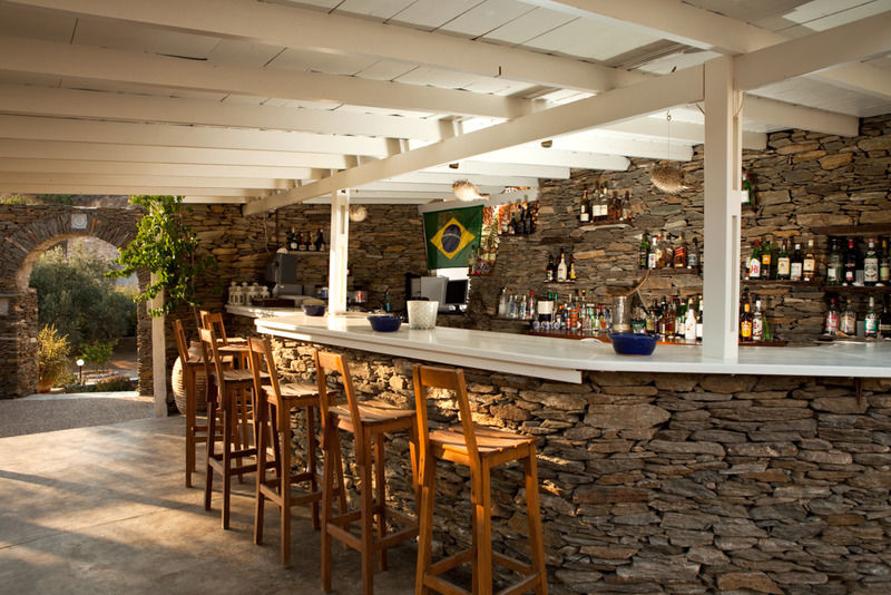 Alexandros Hotel 3*