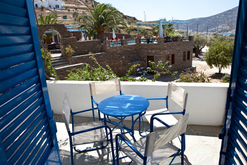 Alexandros 3* Platis Gialos (Sifnos)