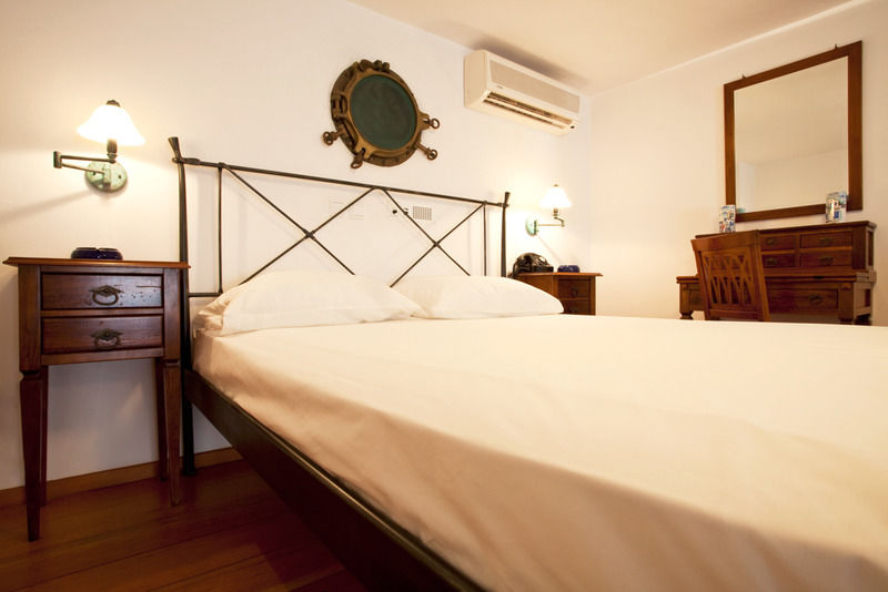 Hotel Alexandros Platis Gialos (Sifnos)