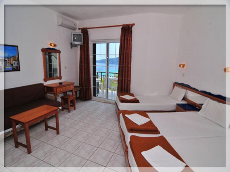 Emerald Aparthotel 2*