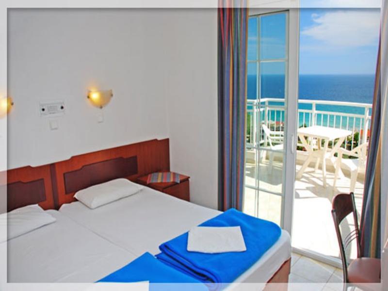 Aparthotel Emerald Chrysi Ammoudia