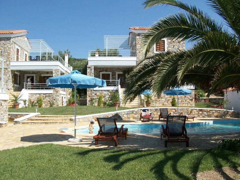 Sellados Villa *