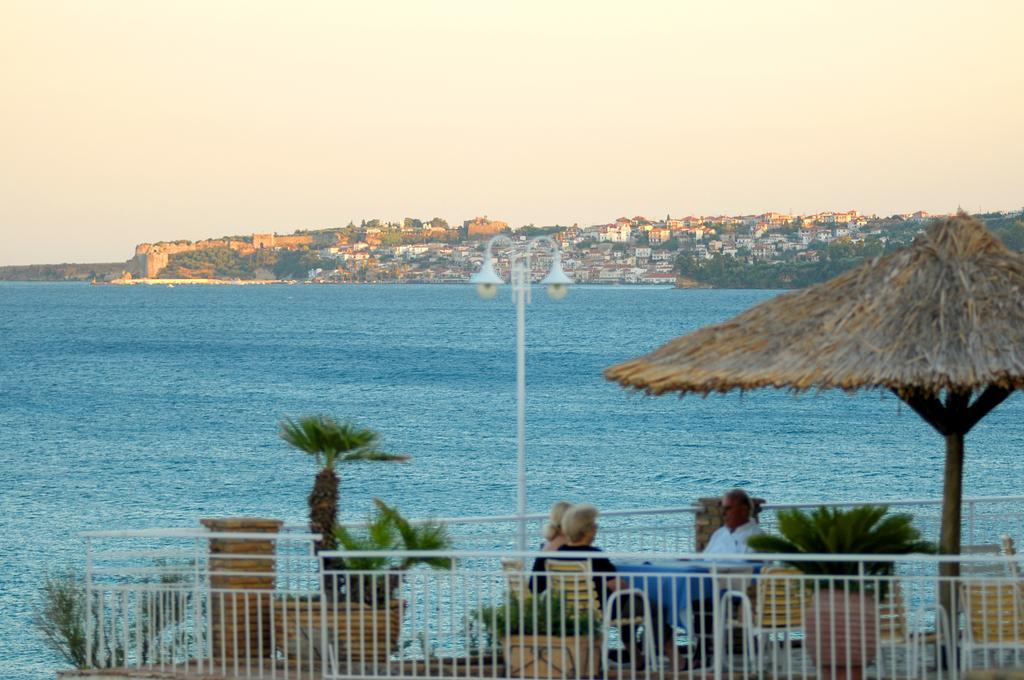 Apartment Akti Peroulia