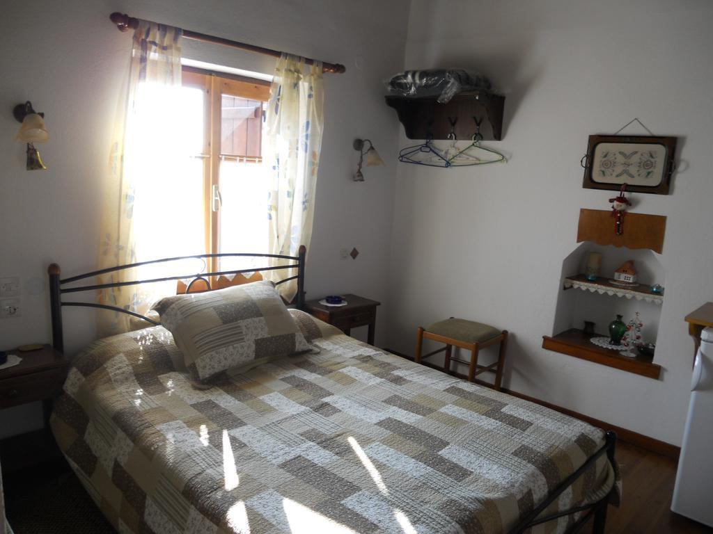 Guest house Sarafis Agios Lavrentios