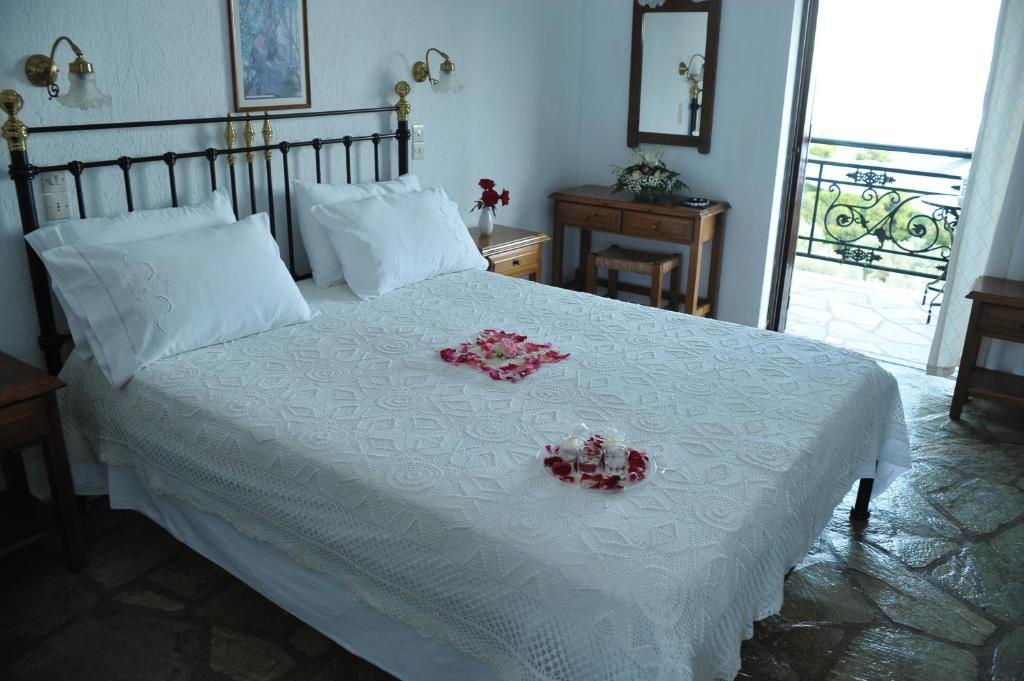 Guest house Mando Beachfront 3*