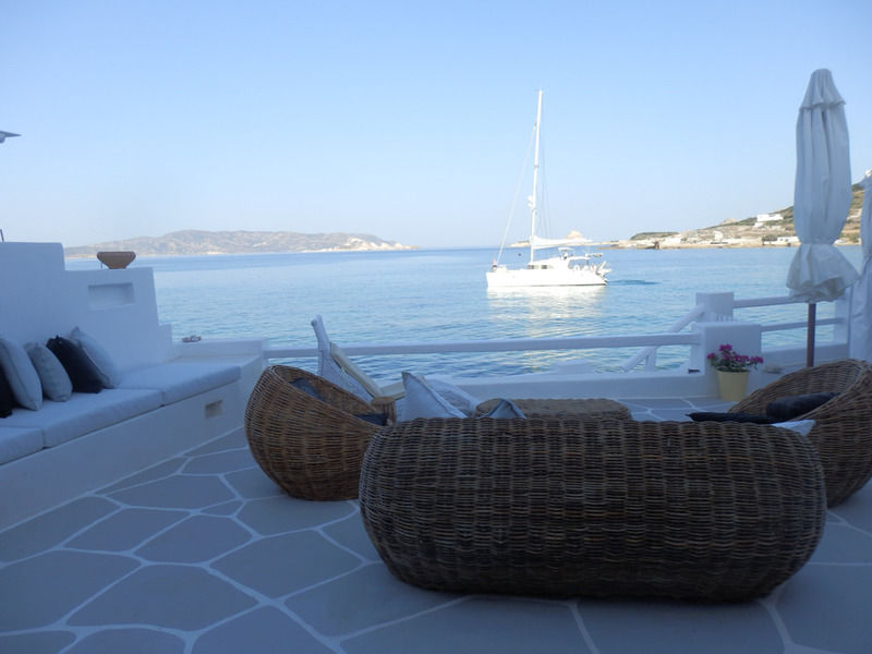 Captain Zeppos Hotel Milos Island