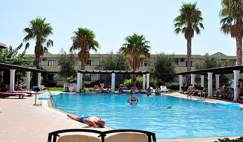 Aparthotel Pefkos Village