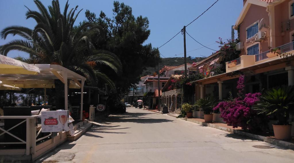 Makis * Katelios