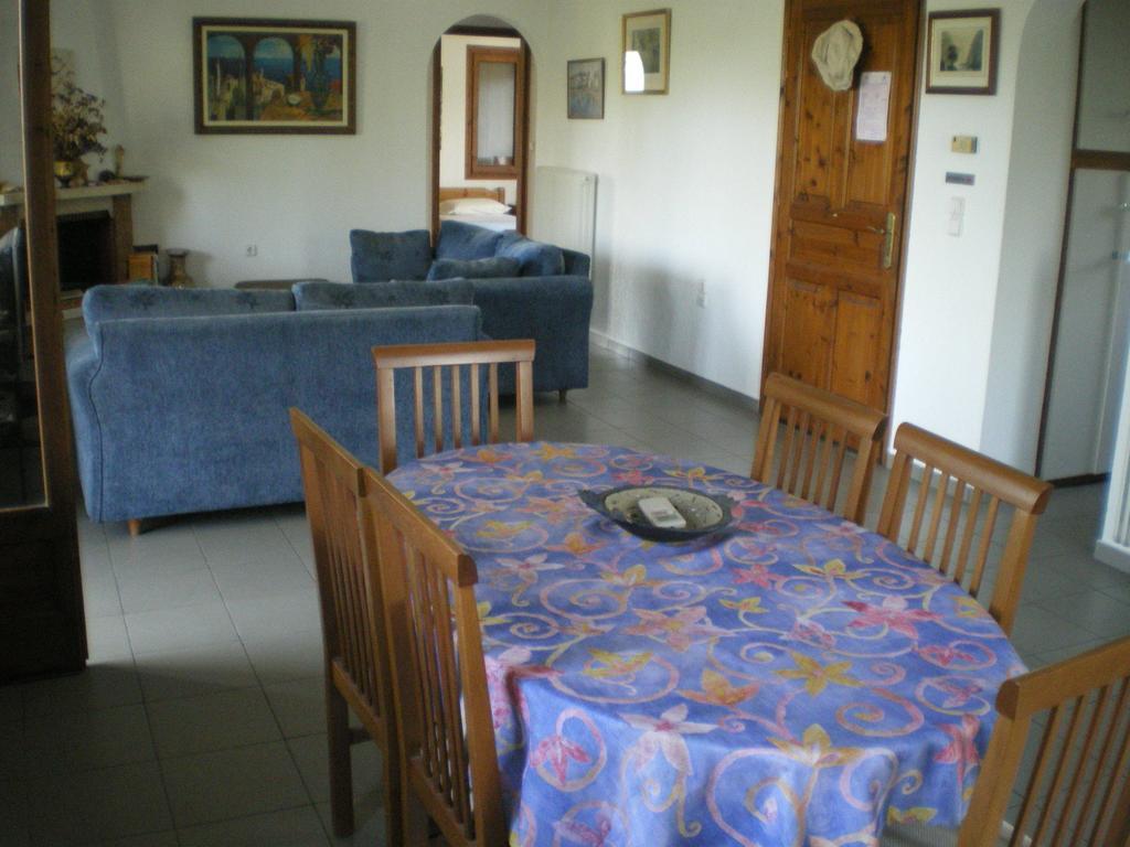 Christina Apartment *