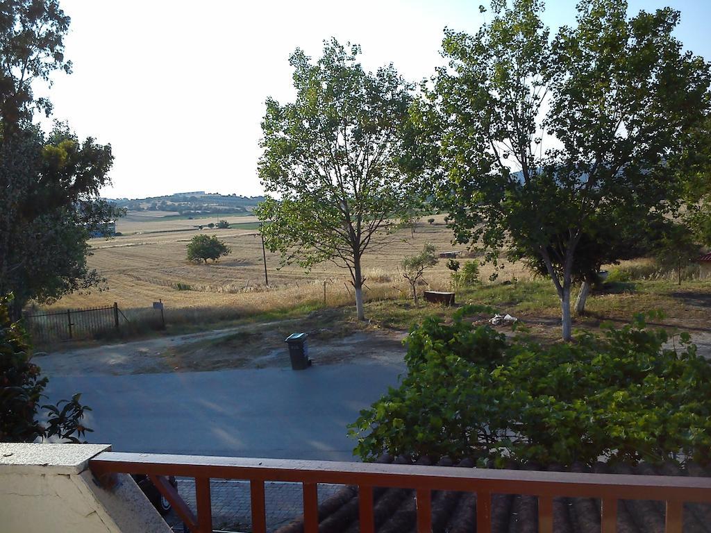 Mylos * KASSANDRA
