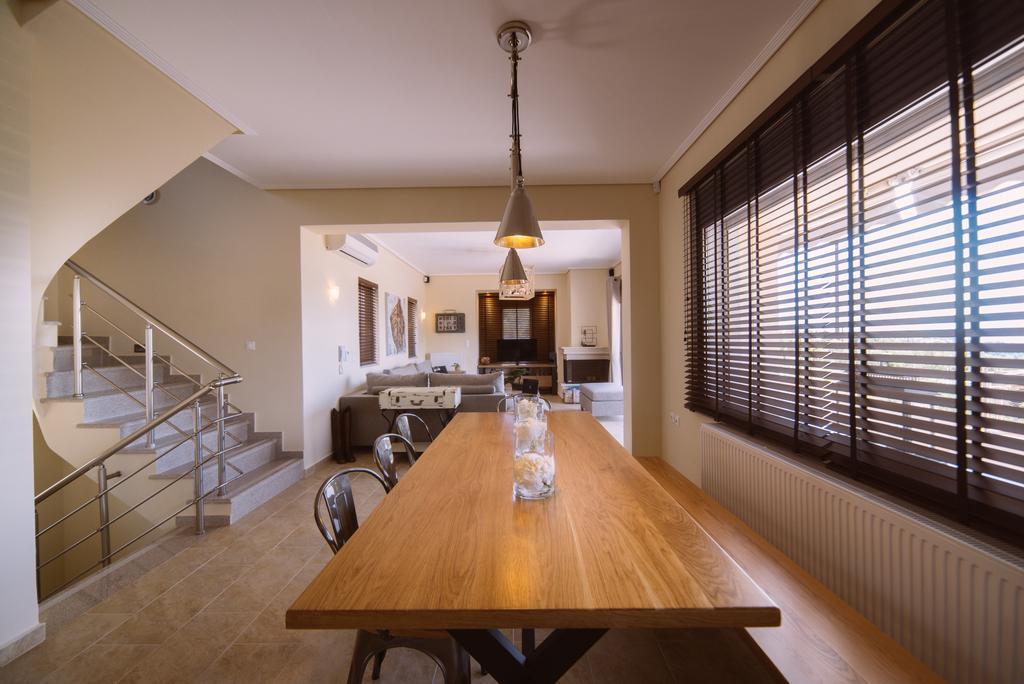 Apartment Armonia Vouliagmeni Lake