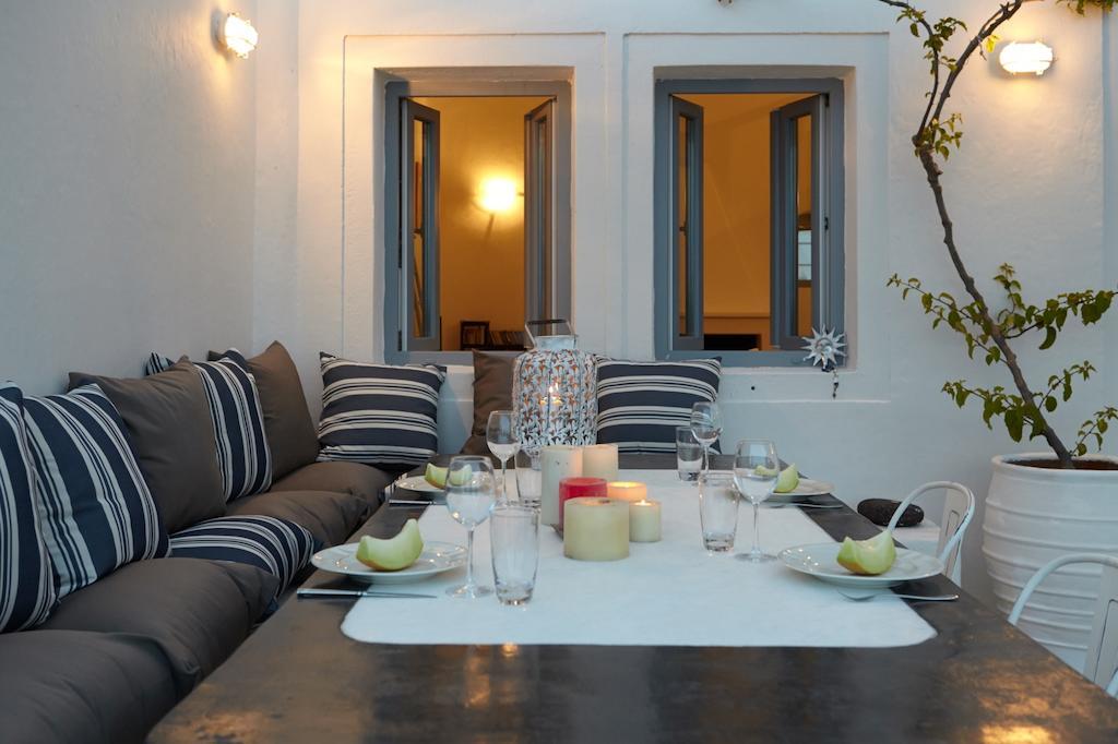 Aleria Santorini Villa *