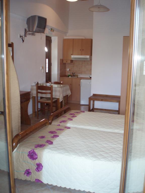 Vrahos - O βραχοσ 2* Agios Nikolaos (Mani)