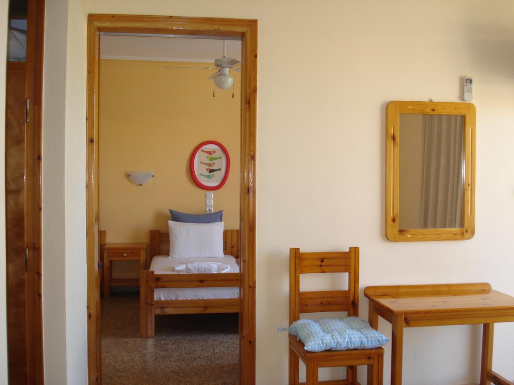 Kochili Guest house Neos Pirgos