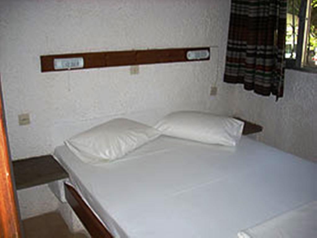 Alexandros