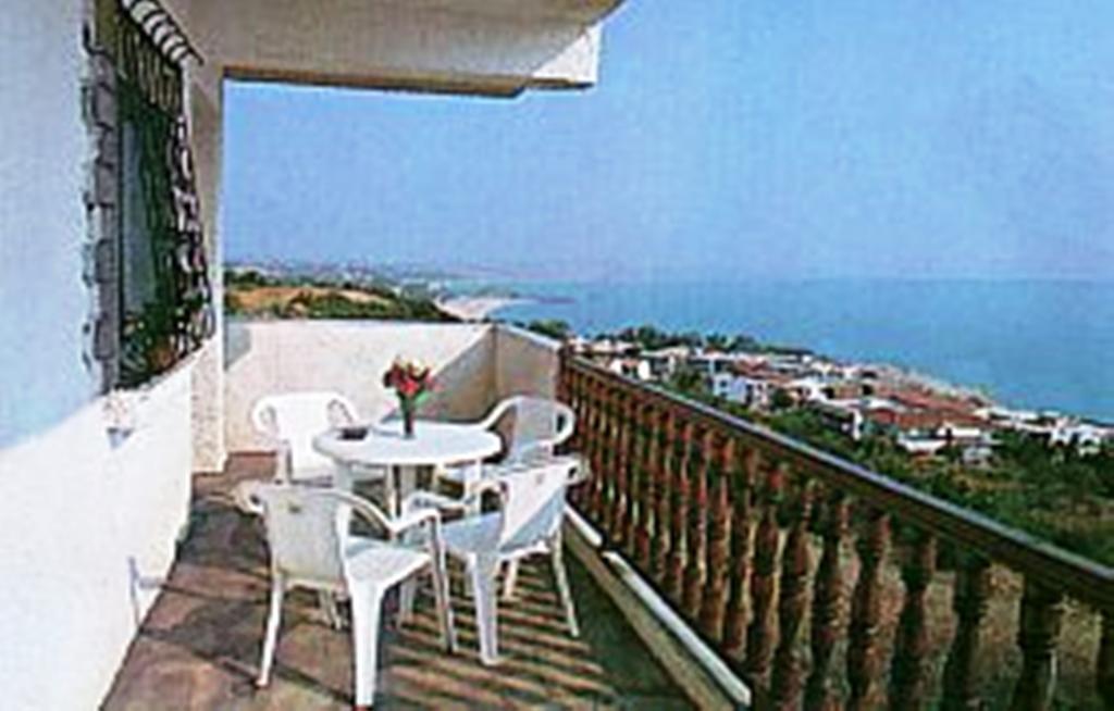 Alexandros Apartment Nea Poteidaia