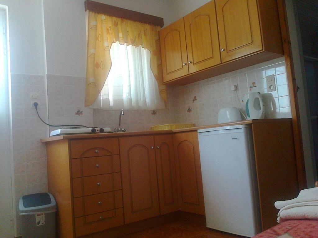 Dionysia Apartment *