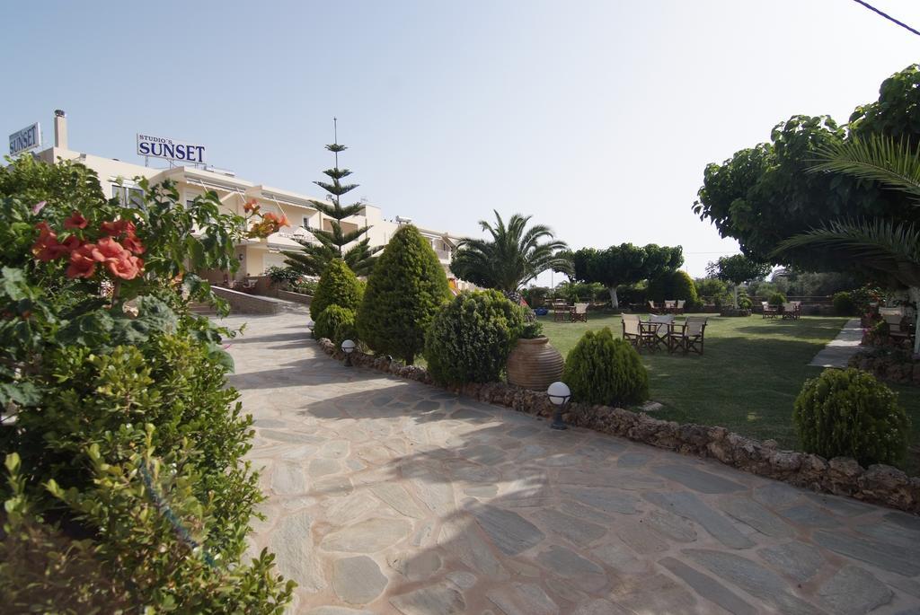 Aparthotel Sunset Studios