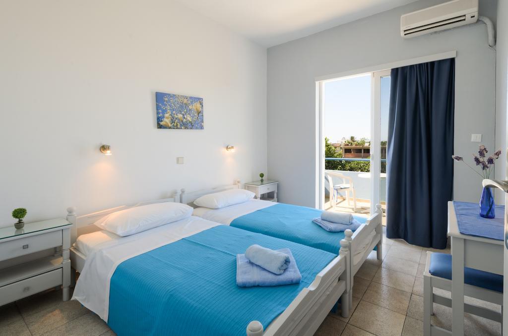 Aparthotel Antomar And Studios