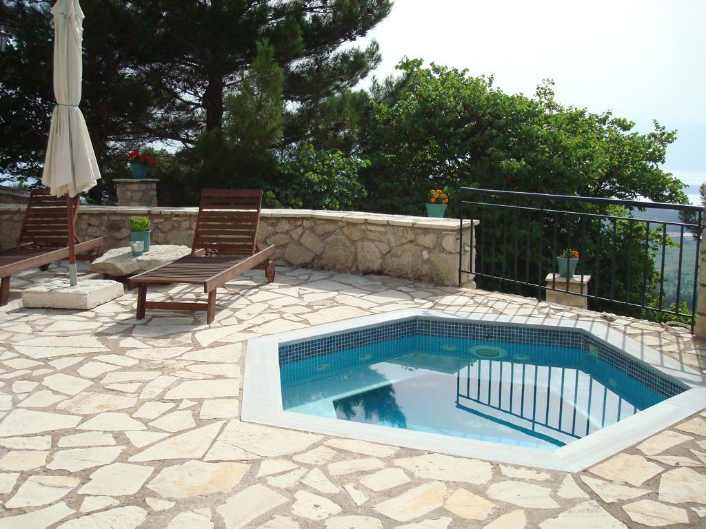 Merlot Village Aparthotel *