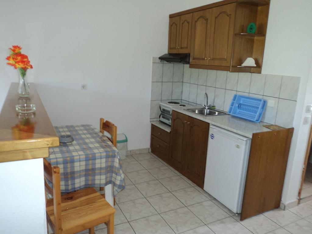 Faethon 3* Karousadhes (Avliotes)