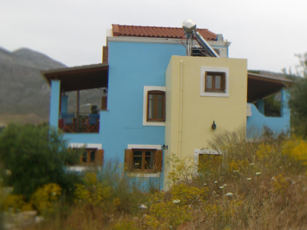 Blue Villa *