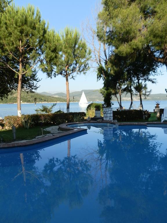 Flisvos Seaside Apartments Aparthotel 3*
