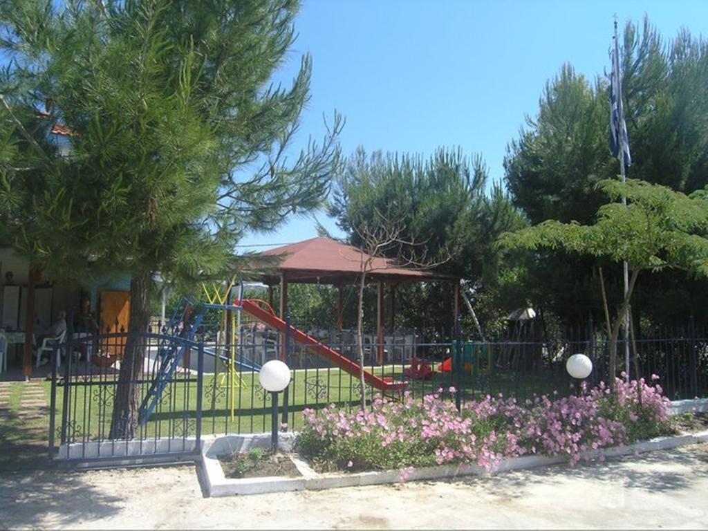 Apartment Papahristos Paralia Sikias