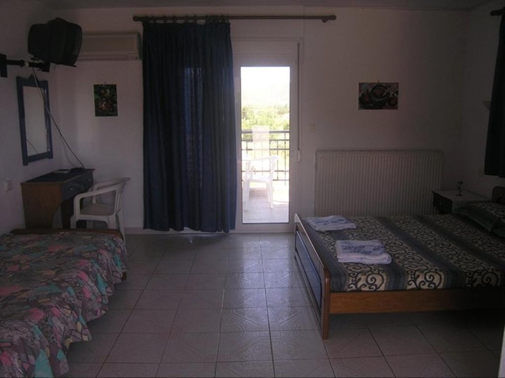 Papahristos Paralia Sikias