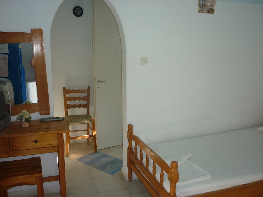 Guest house Agios Antonios Perissa (Santorini)