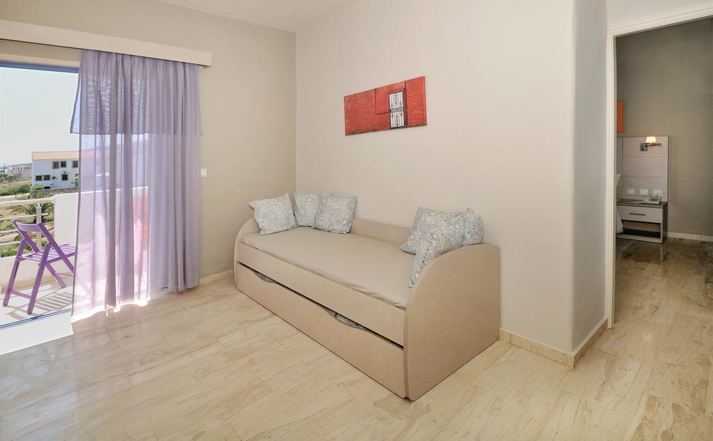 Sirene 3* Diakofti