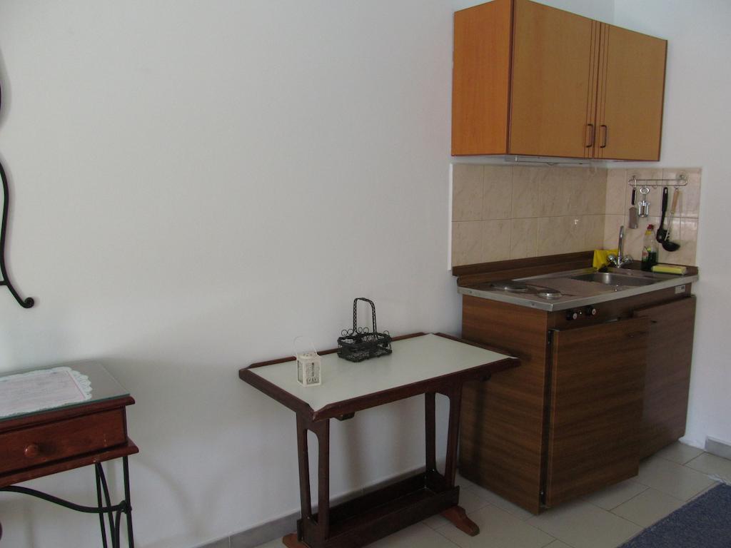 Apartment Nikolitsi Symi