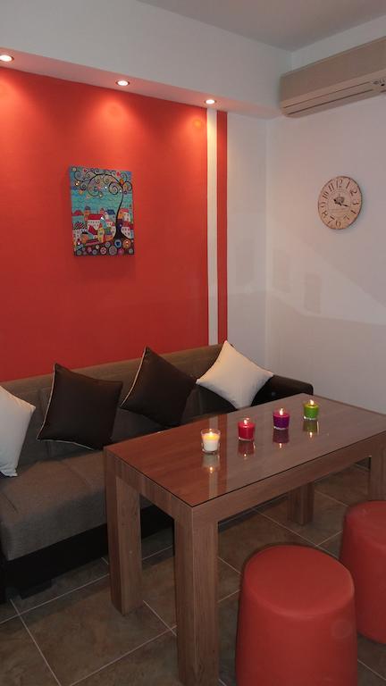 House Roula Neos Marmaras