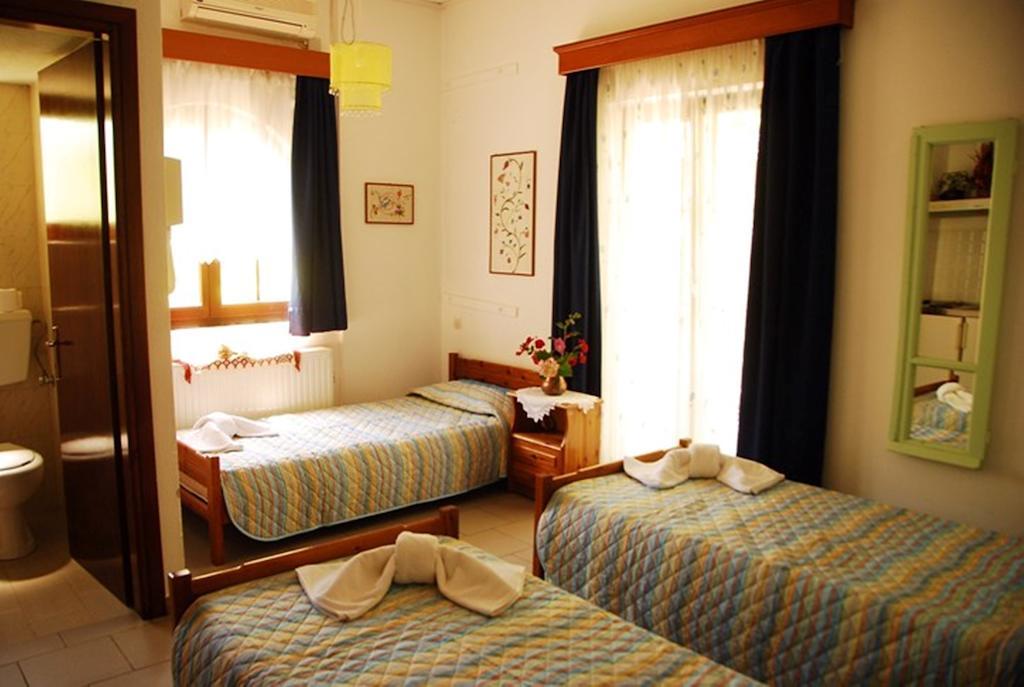 Atzanou Guest house Kamariotissa