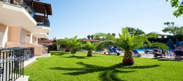 Aparthotel Pythos
