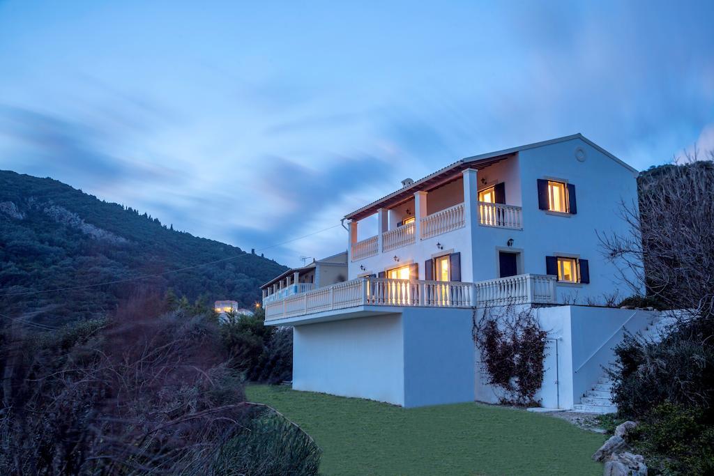 Cosmos House * Afionas