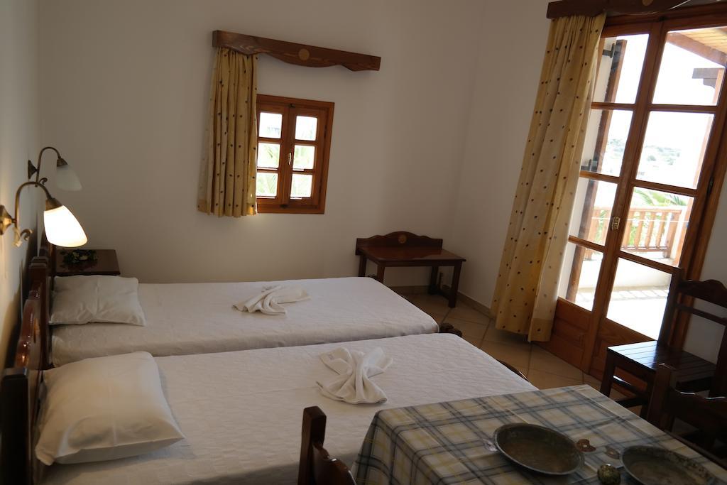 Apartment G. Salteris *